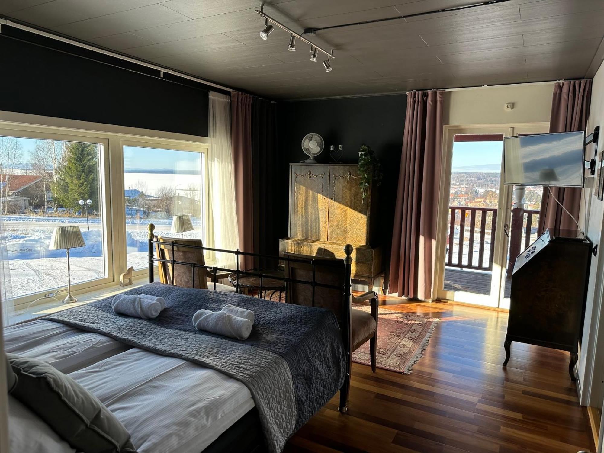 Hotel Bruntegarden à Rättvik Extérieur photo